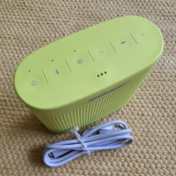 BOSE SOUNDLINK COLOR II YELLOW PORTABLE BLUETOOTH SPEAKER EUC - Picture 2 of 4
